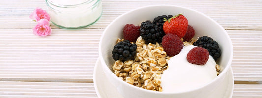 Waarom het yoghurt, granen en fruit ontbijt niet goed is